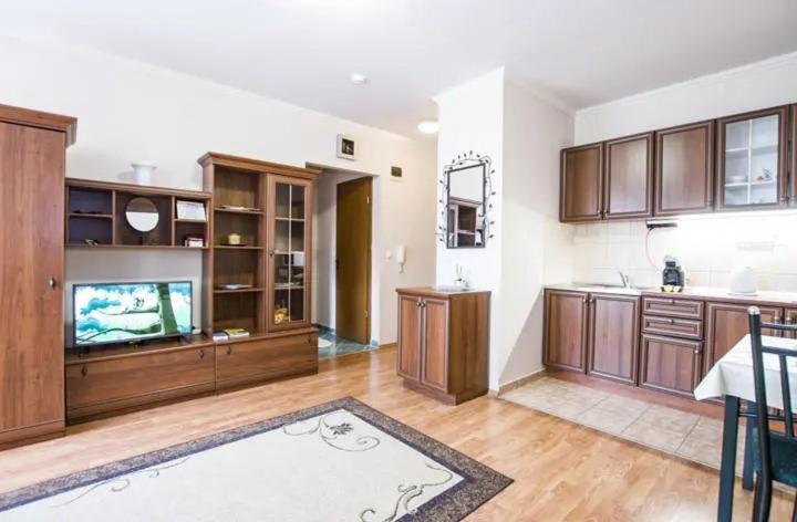 Heli Apartment
