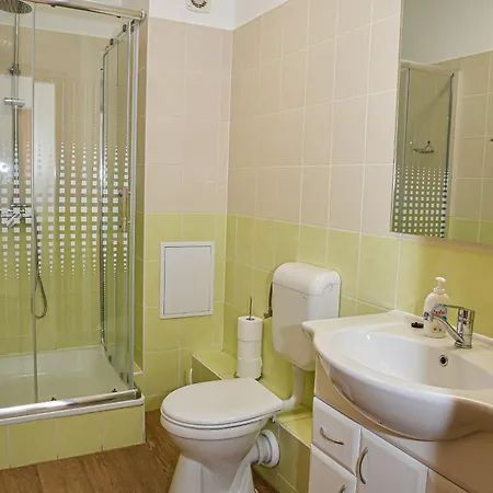 Heli Apartman Hajduszoboszlo Exterior photo